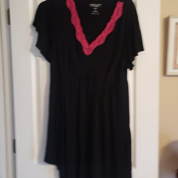 Torrid Super Soft Lace Trim Sleep Babydoll Gown Black and Pink 2 - Picture 2 of 3